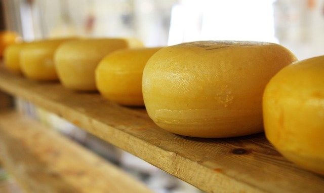 formaggio naturale